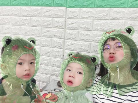 凱西 - 協助照顧的小孩
圖為1歲&3歲時期