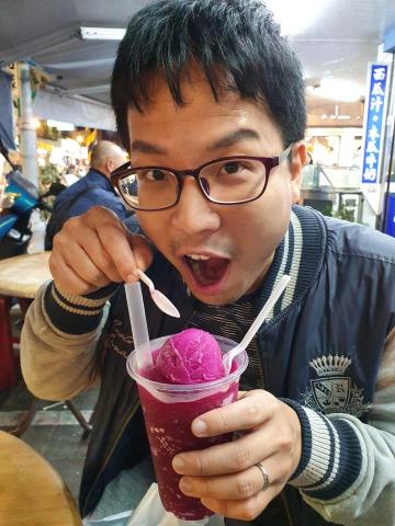 提供Word Excel服務的專家劉泱麟