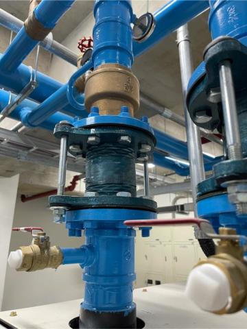 水晶晶冷氣工程 - 主機冷卻水側洗管路檢查