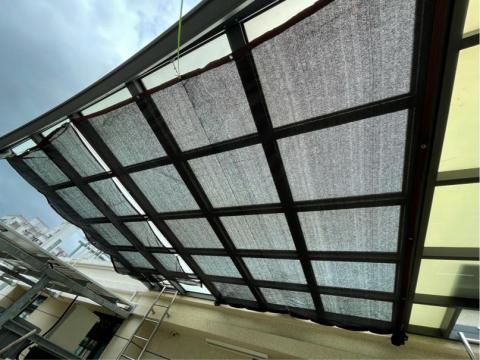 安家士水電裝修 - 活動式遮陽網，讓頂樓臥室不再悶熱如烤箱！