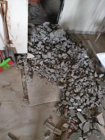 阿良居家拆除宅修 - 混泥土牆打除完