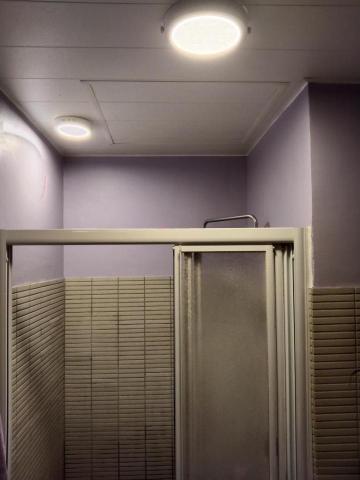 甄盈企業社 - 永康華夏浴室薄吸頂燈安裝