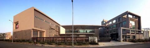 謝其安建築師事務所 - 科宏工業 廠辦