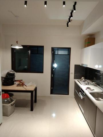 甄盈企業社 - 仁德透天別墅軌道燈安裝