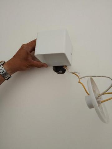 甄盈企業社 - 南區華夏壁燈安裝