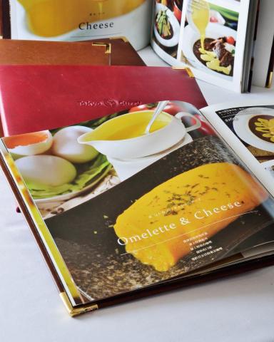 WebertXie Workroom  - 菜單本設計 WebertXie Workroom  - 菜單本設計