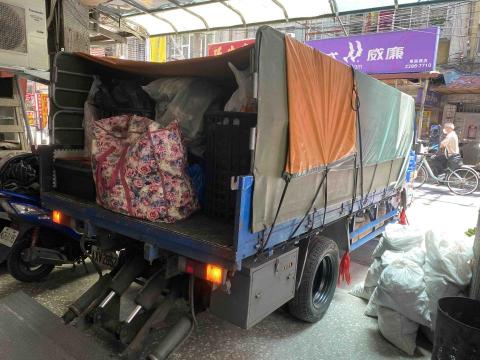 鬼斧神工有限公司 - 內湖人工6樓對三重人工5樓，一車4800搞定