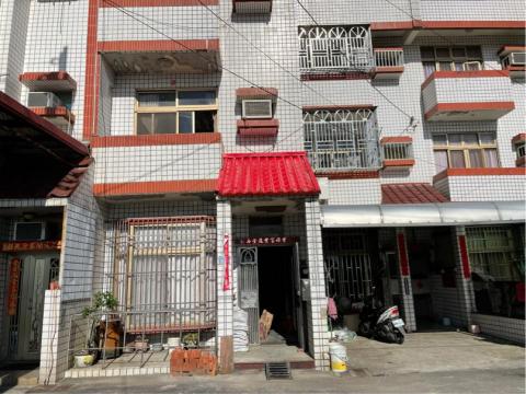 偉新企業 - 造型琉璃瓦更換琉璃鋼瓦