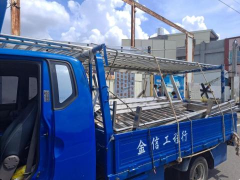 金信工程 - 欄杆