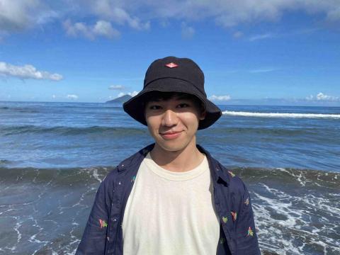 提供吉他表演服務的專家謝鎮洋