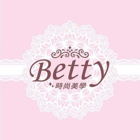 提供除毛服務的專家Betty時尚美學