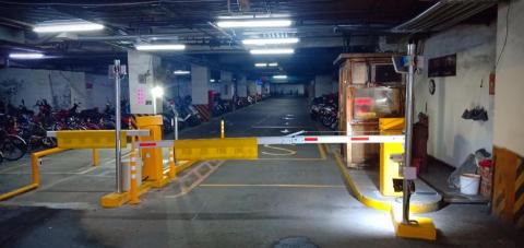 千友科技有限公司 - 車道系統