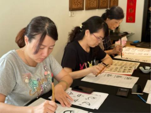 花研茶事 - 茶掛書法藝術課程 花研茶事 - 茶掛書法藝術課程