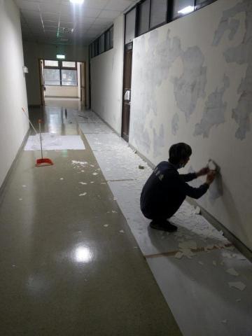 大馬力工程實業有限公司 - 舊漆刮除