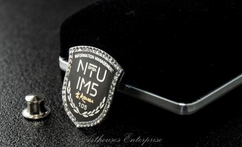 小精緻工作室 since 2021上線服務 - 純銀精品胸章 小精緻工作室 since 2021上線服務 - 純銀精品胸章