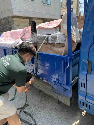 昱信搬家物流貨運 - 
