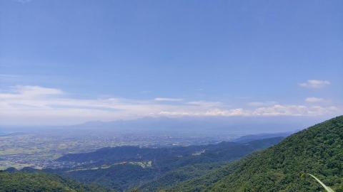 羽白 - 攝影 雲下城鎮