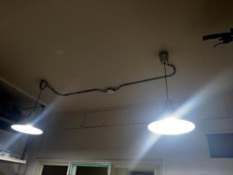 磐十水電 - 工業風管線燈光安裝
