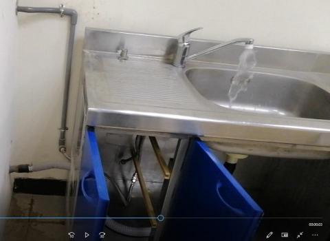 謝坤益(水電/自動控制/機台維修/鐵工/廠房或居家雜事) - 流理臺進水/排水配管
材料購買/配管