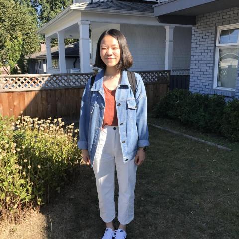 提供蘋果服務的專家陳昕諭