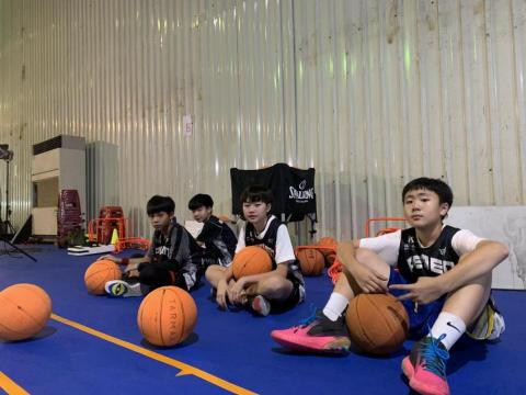 體育人文創事業股份有限公司 - 