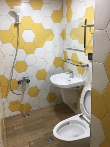 大有水電工程行 - TOTO整套按裝