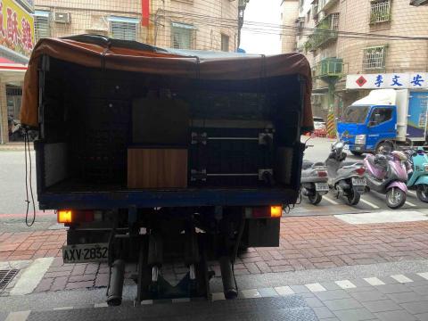 鬼斧神工有限公司 - 蘆洲2樓人工對蘆洲2樓人工,一車3500搞定