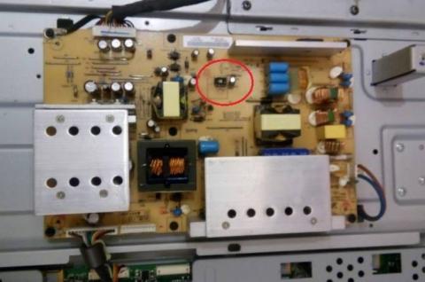 馮先生維修站 - BENQ電視電源板壞