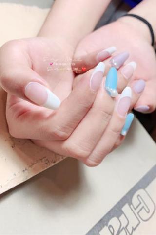 欣怡客製化美甲工作室 - 法式系列