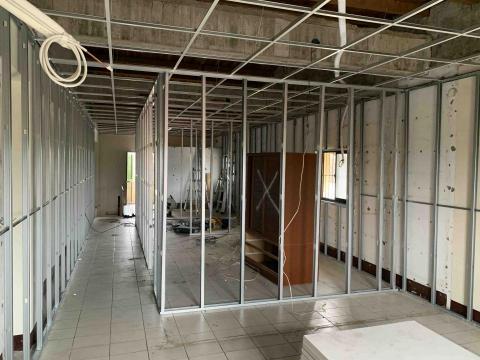 鑫鴻昇輕鋼架室內裝修工程行 - 專業輕隔間團隊 參上