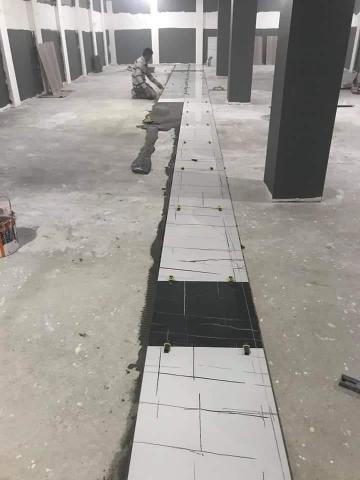 安氏國際。 磁磚。油漆。 家庭裝修 - 工廠地磚-國外公司