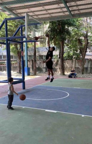 籃球技術訓練師 - 