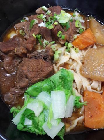 立文工作室 - 精燉沙茶牛肉麵