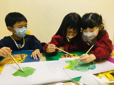 大橋小西 Art Studio - Teaching｜兒童美術