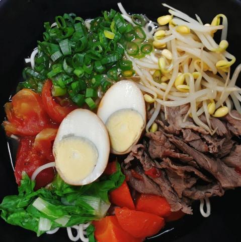 立文工作室 - 清燉番茄牛肉麵(經濟版)