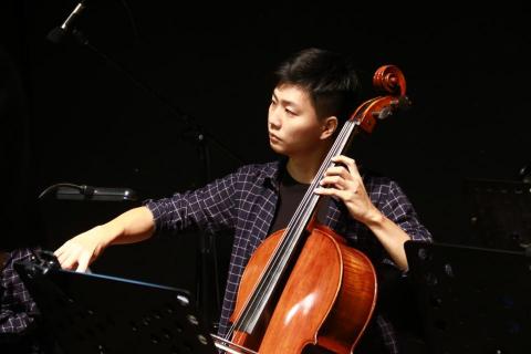 提供音樂廳服務的專家謝亞原