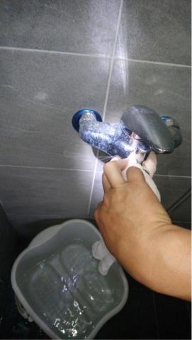 里本居家水電 - 蓮蓬頭組施工前