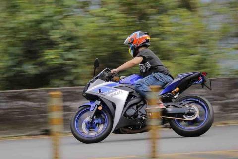 提供cnc服務的專家郭偉明