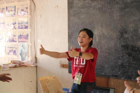 鄭淳方 - 至柬埔寨進行中文教學