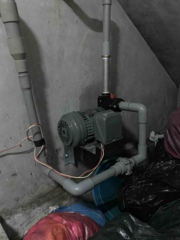 洪晉新 - 更換抽水馬達 洪晉新 - 更換抽水馬達