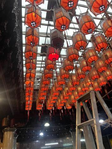 松廣水電消防 - 廟宇燈籠燈泡更新