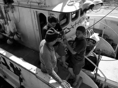 零貳設計工作室  BRIAN LAI - 港口情事攝影作品。