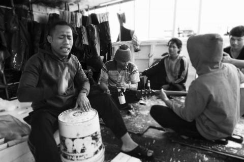 零貳設計工作室  BRIAN LAI - 港口情事攝影作品。