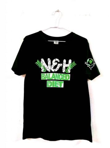 陳雅雯 - 大學系服設計（前）