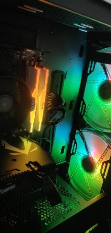 奕安電腦工作室 - 新機組裝華碩電競系列