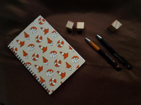 個人額外收入經營(插畫) - 筆記本封面設計(絹印)