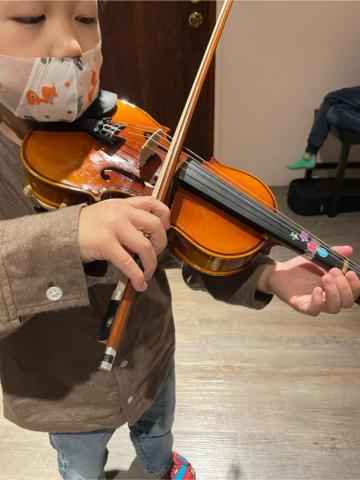 薇薇老師 - 小提琴一對一