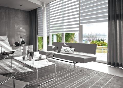 紅舍窗簾木地板 - 