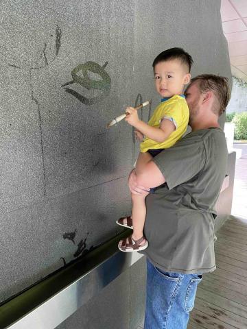 Akash 加拿大人阿卡許 - Babysitting friends kid