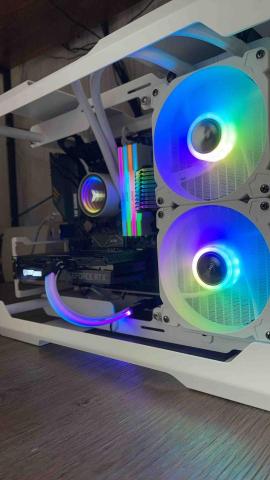 RK3C - 半開放式機殼